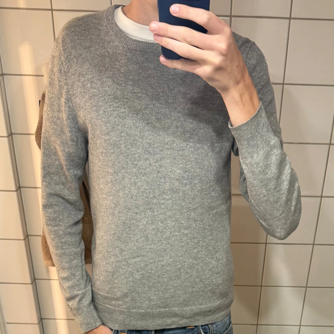 Grå 100% kashmirtröja  - 2