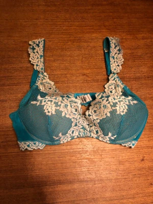 Bh Intimissimi. 70b. - Fin turkos Intimissimi. 