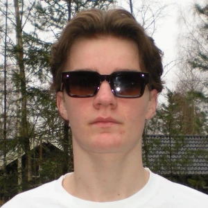 Solglasögon (Straps of Sweden) - Helt nya solglasögon från Straps of Sweden.  Tidigare pris: 490 kr. Säljs nu till ett bättre pris då vi rensar ut samples/modeller.  • Helt nya • Stilren design • Passar de flesta ansiktsformer • Begränsat antal  Snabb leverans.  Kolla gärna vår Instagram: @strapsofsweden 