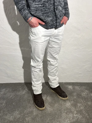 Jacob Cohën 610 comfort  - Ett par riktigt snygga jeans från Jacob Cohën i storlek W33 i modellen 610 comfort 