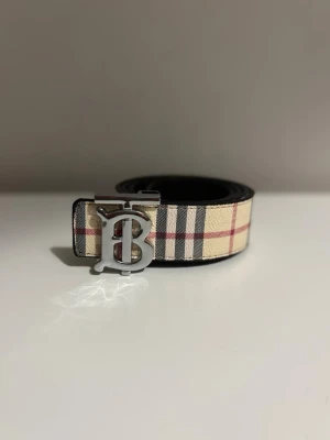 Burberry bälte - Helt ny