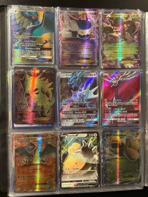 Pokémon GX och V samlarkort - Säljer nio Pokémon samlarkort. 900kr för alla korten men priset för ett kort kan diskuteras.