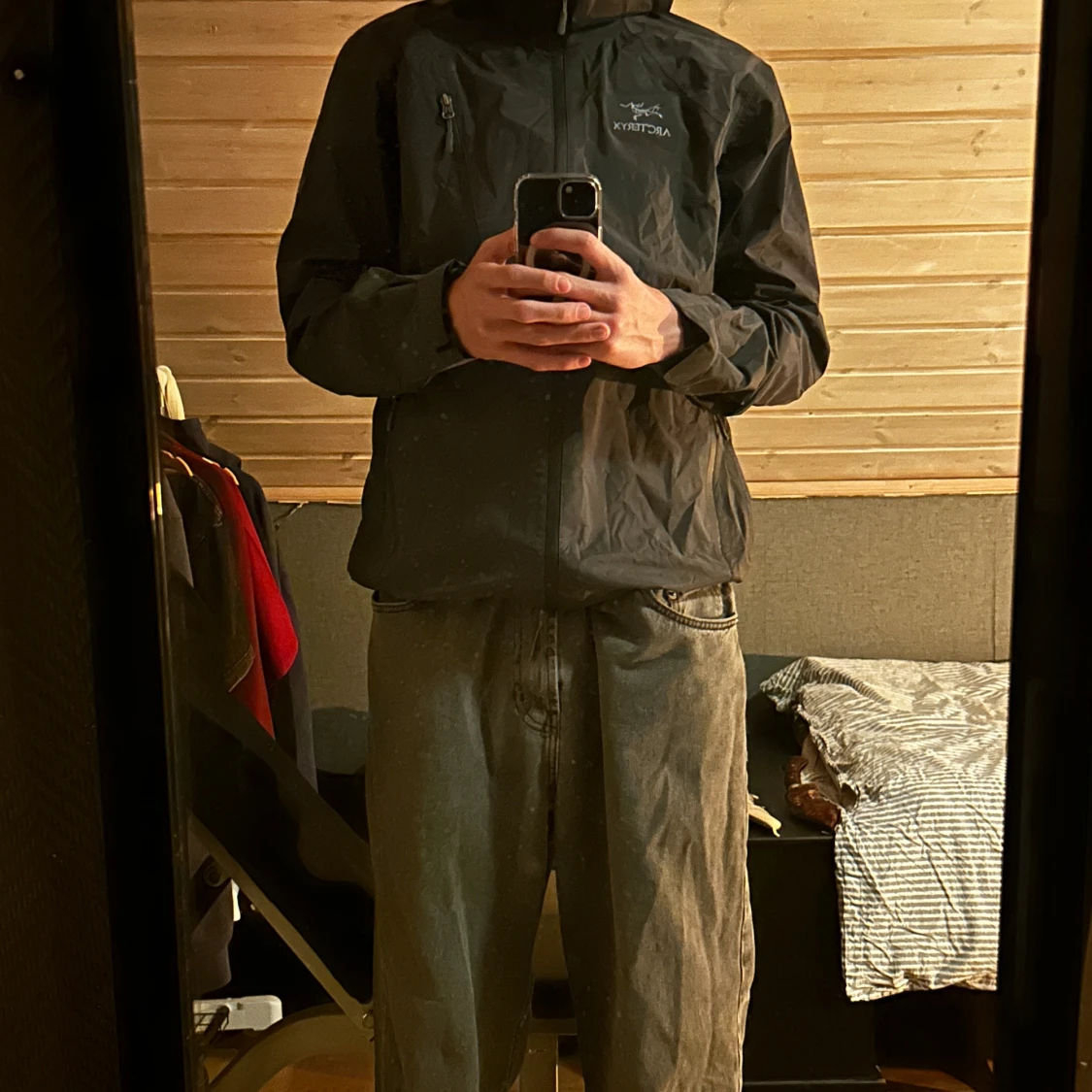 Arc'teryx jacka mörkgrå