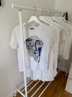 Vit t-shirt - Zara topp💘
