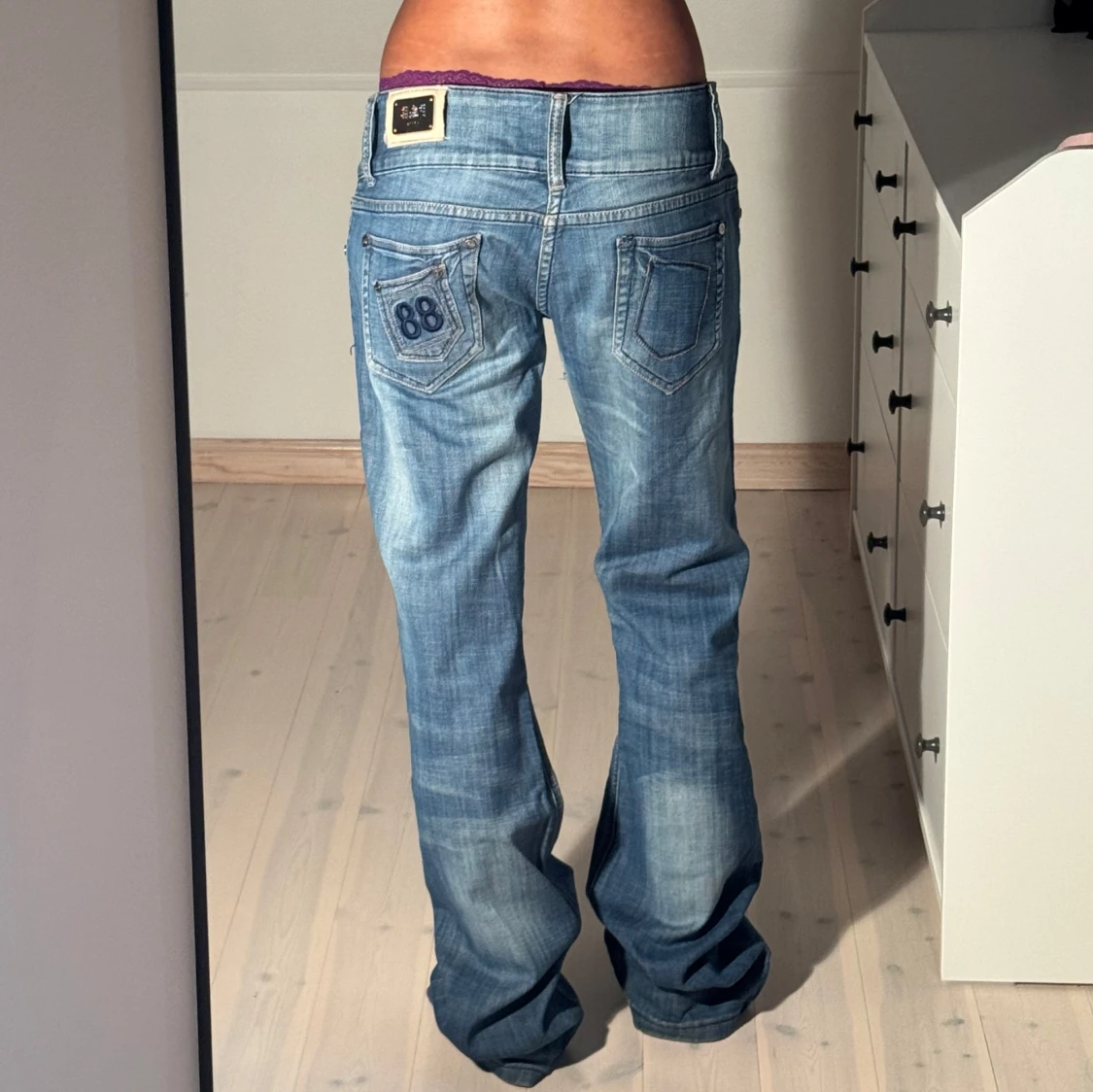 Low bootcut jeans  - 2