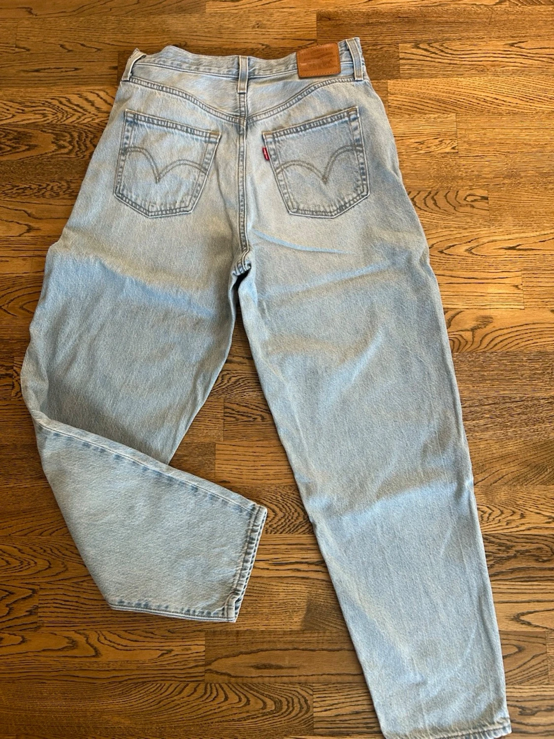 Ljusblå Levi's jeans - High loose taper  - 4