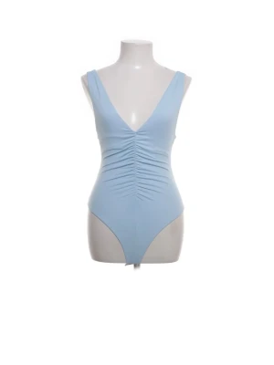 Body - Superfin body från Zara. Köpt på Sellpy men ser helt ny ut. 