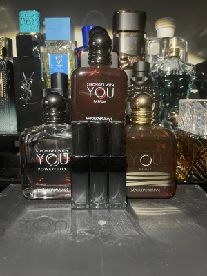 Stronger With You-Decant/sample set - Pris: 1ml:60kr 2ml:100kr 3ml:150kr 5ml:250kr 10ml:500 20ml:1000 Stronger With You-Decant/sample set. 1/2/3/4/5/10/20ml av Stronger With You Amber,stronger with you powerfully och Stronger With Parfum.