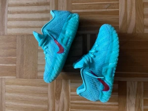 Nike JA3 ”12 Times” - Säljer ett par basketskor, använda 1 gång. Box och kvitto finns.