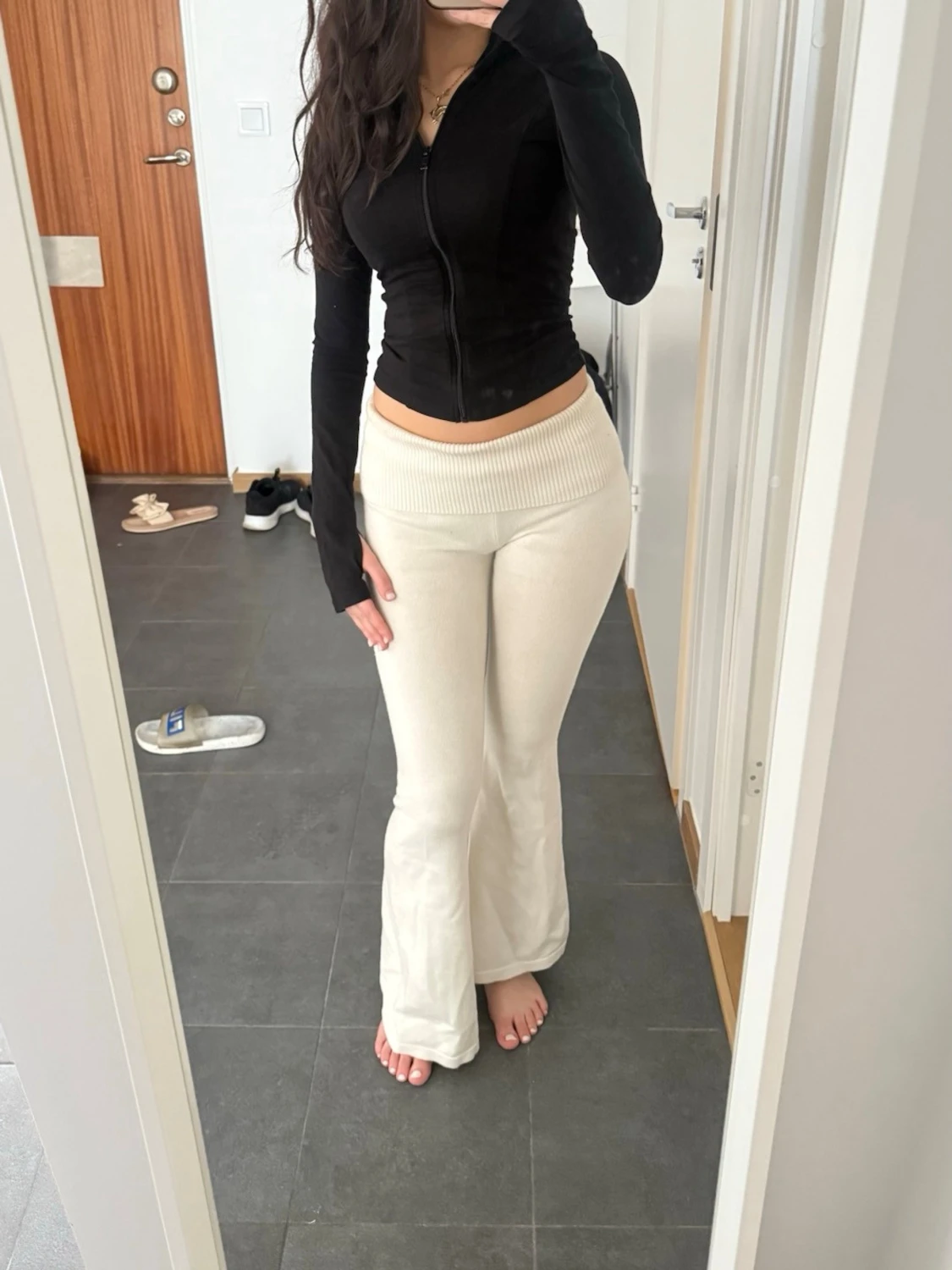 Vida vita mjukisbyxor från Edikted - 1