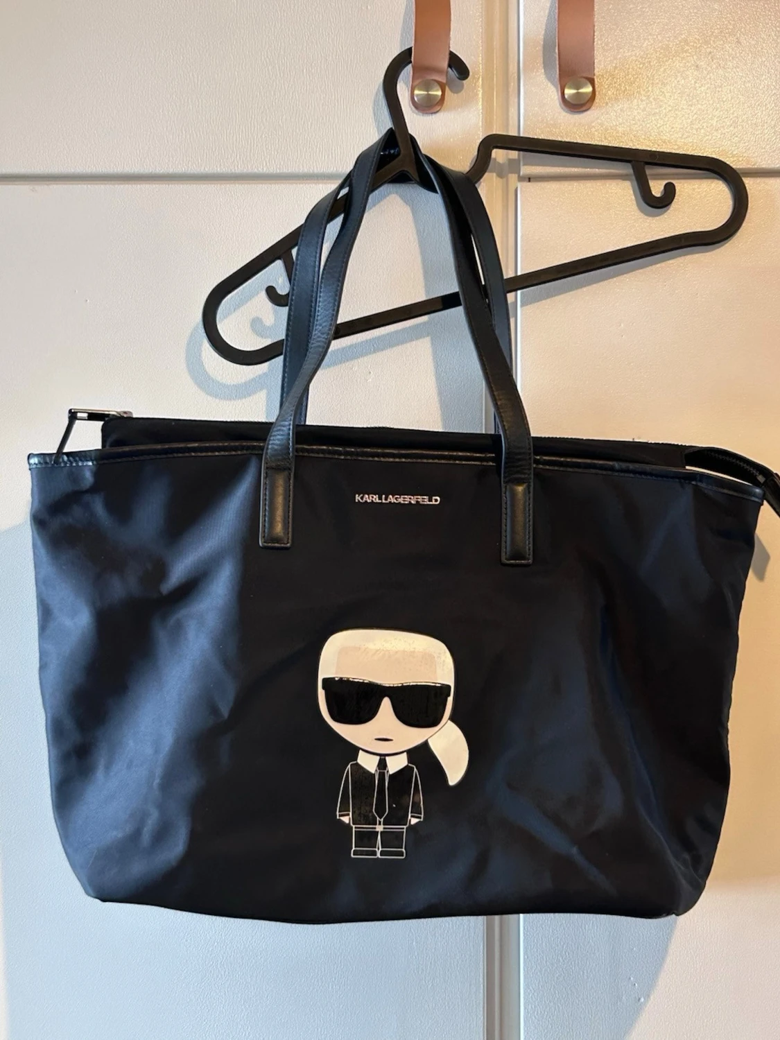 Karl Lagerfeld väska