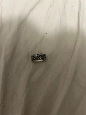 silver ring  - skriv! 