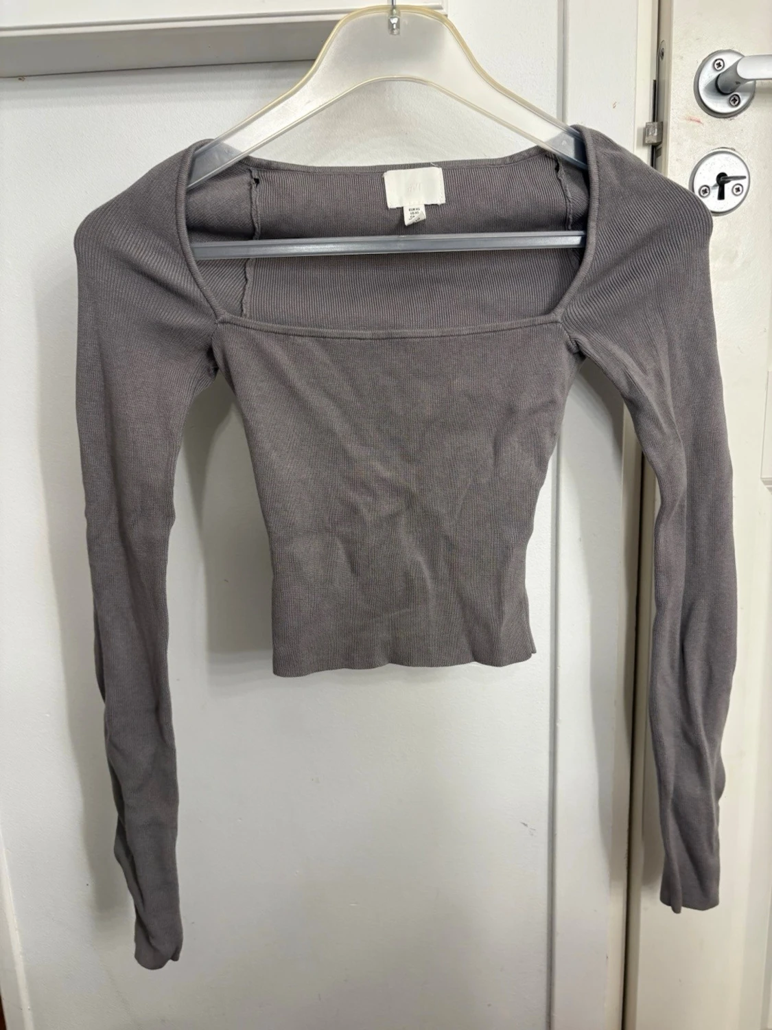 Grå croppad långärmad topp H&M - 1