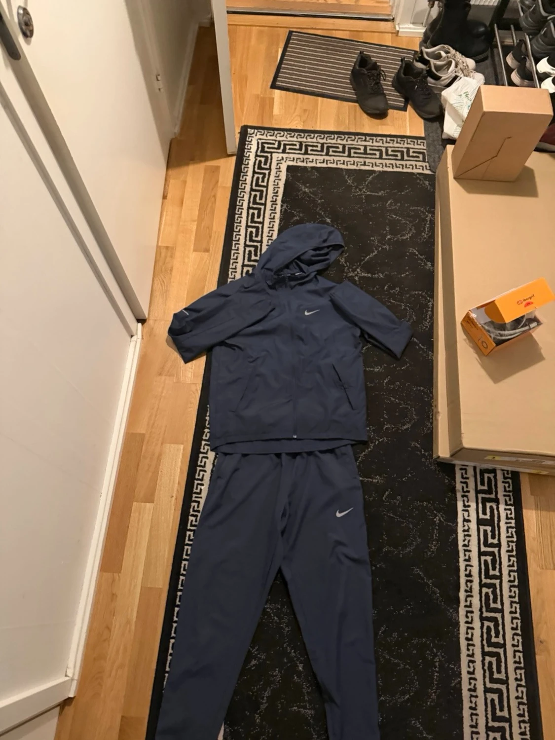 Blå Nike miler tracksuit