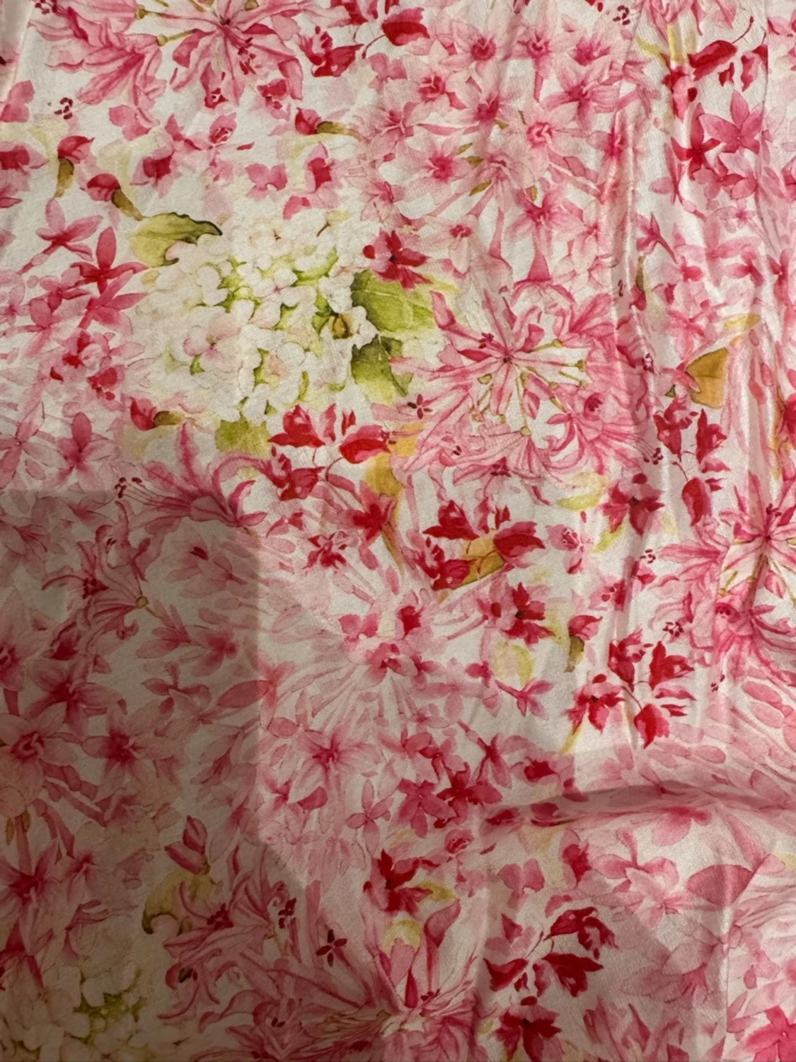 Blommig långkjol i rosa toner - 1