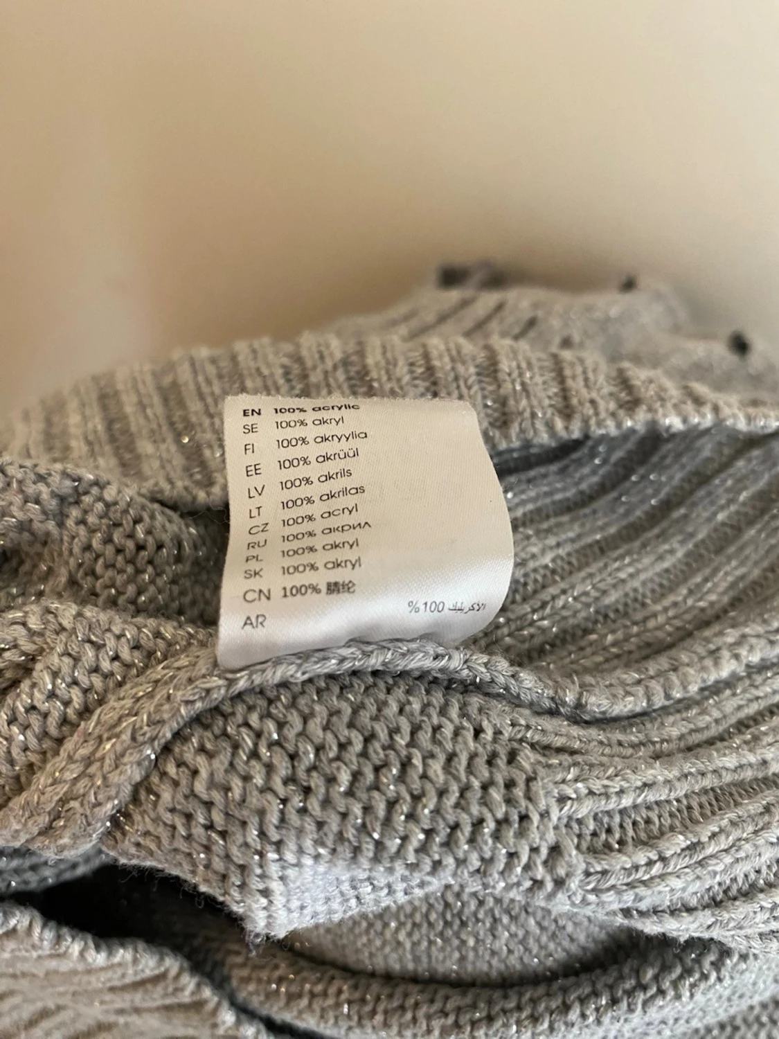 Grå stickad klänning med kabelmönster S/M - 4