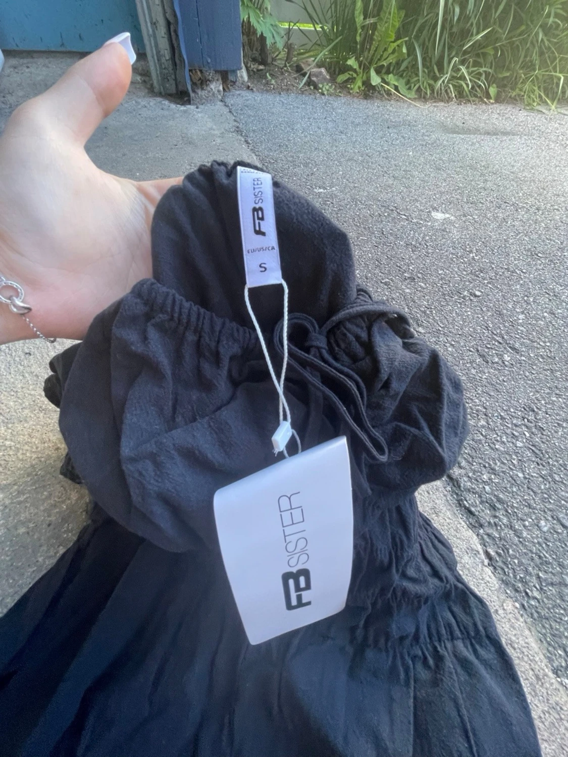 Svart jumpsuit med puffärm - 3