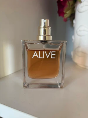 Hugo Boss: Alive - 30ml från början