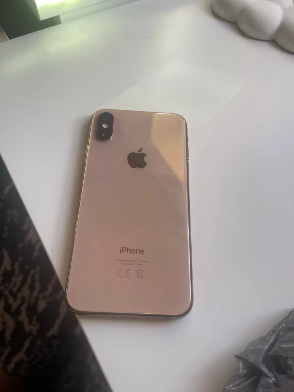 iPhone Xs 64GB guld