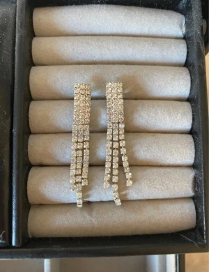 Örhängen - Örhängen 