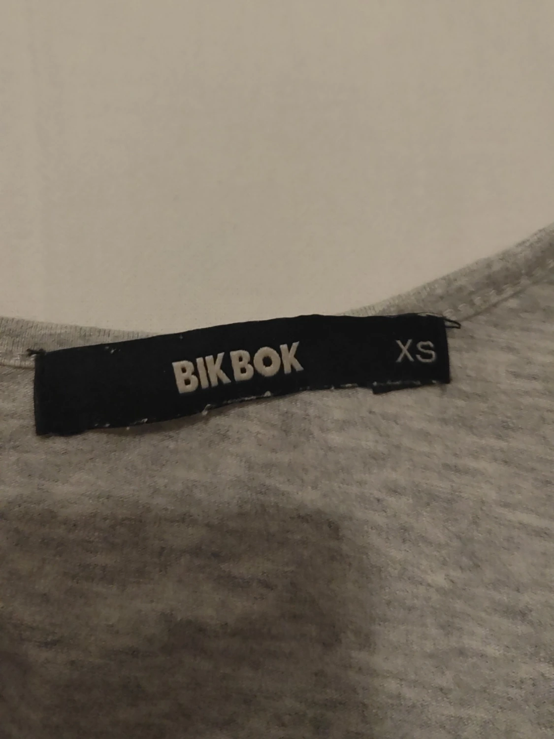 Grå basic croptop backless - 2