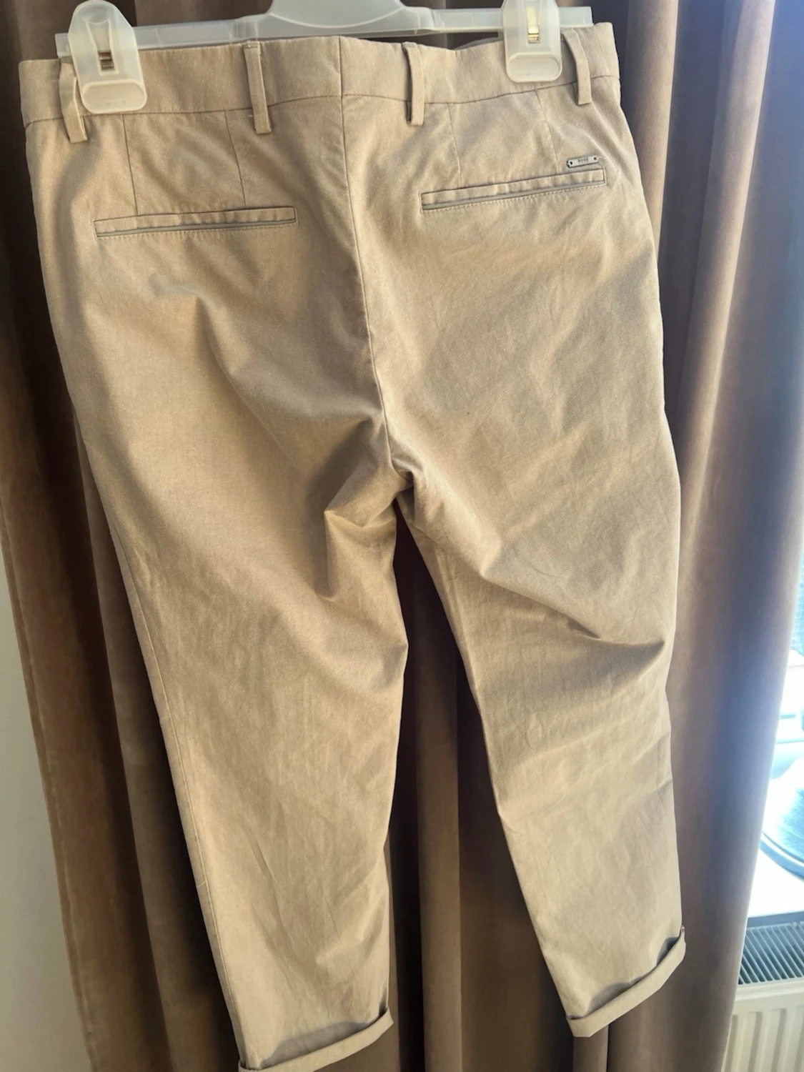 Beige chinos med rak passform - 2