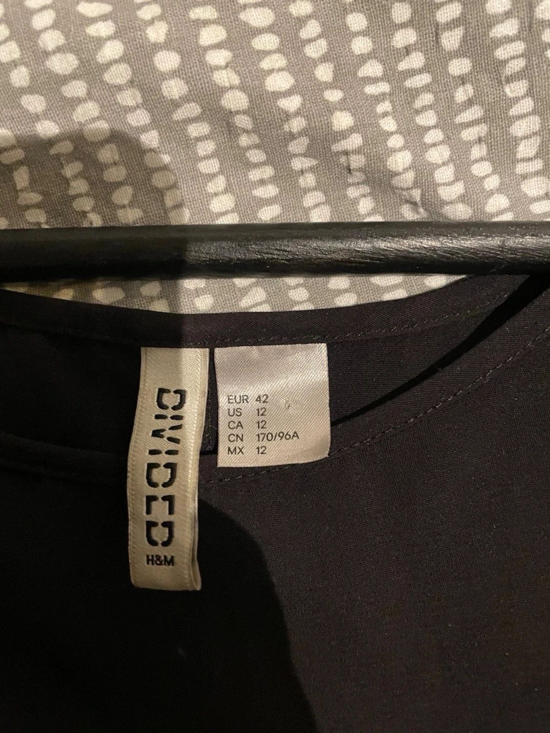 Svart t-shirtklänning från H&M Divided - 1