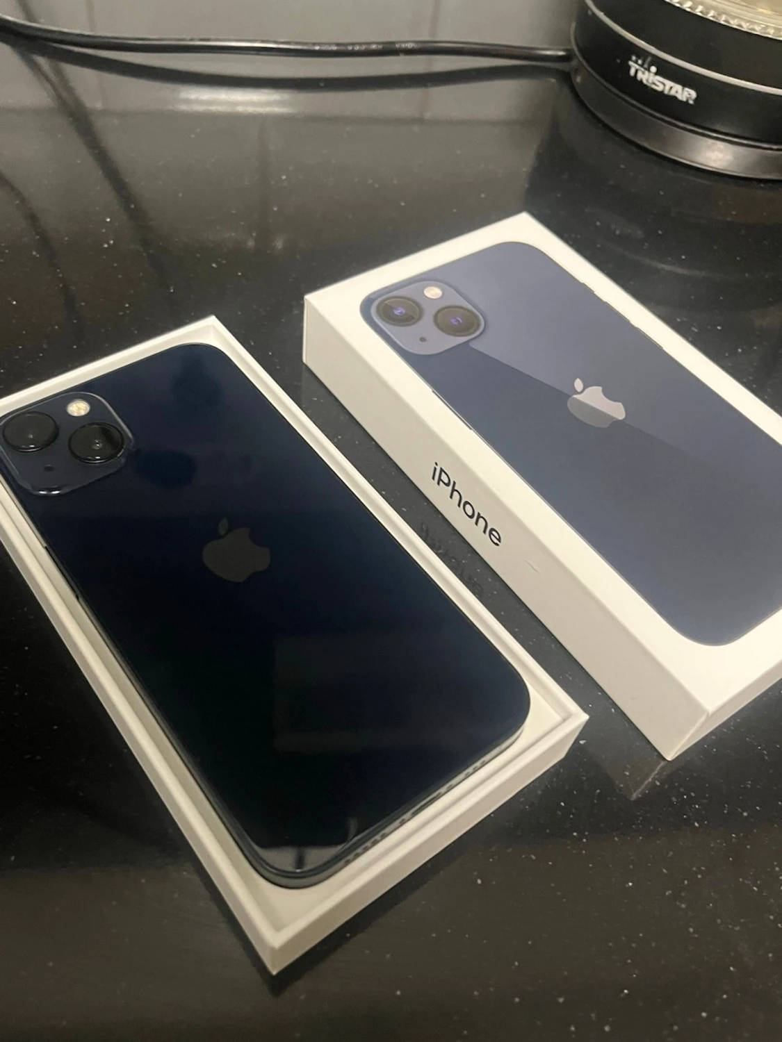  iPhone 13  - 2