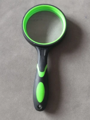 10X förstoringsglas  - 10X förstoringsglas. Diameter är 5 cm. Materialet är ABS + glas.(#98)