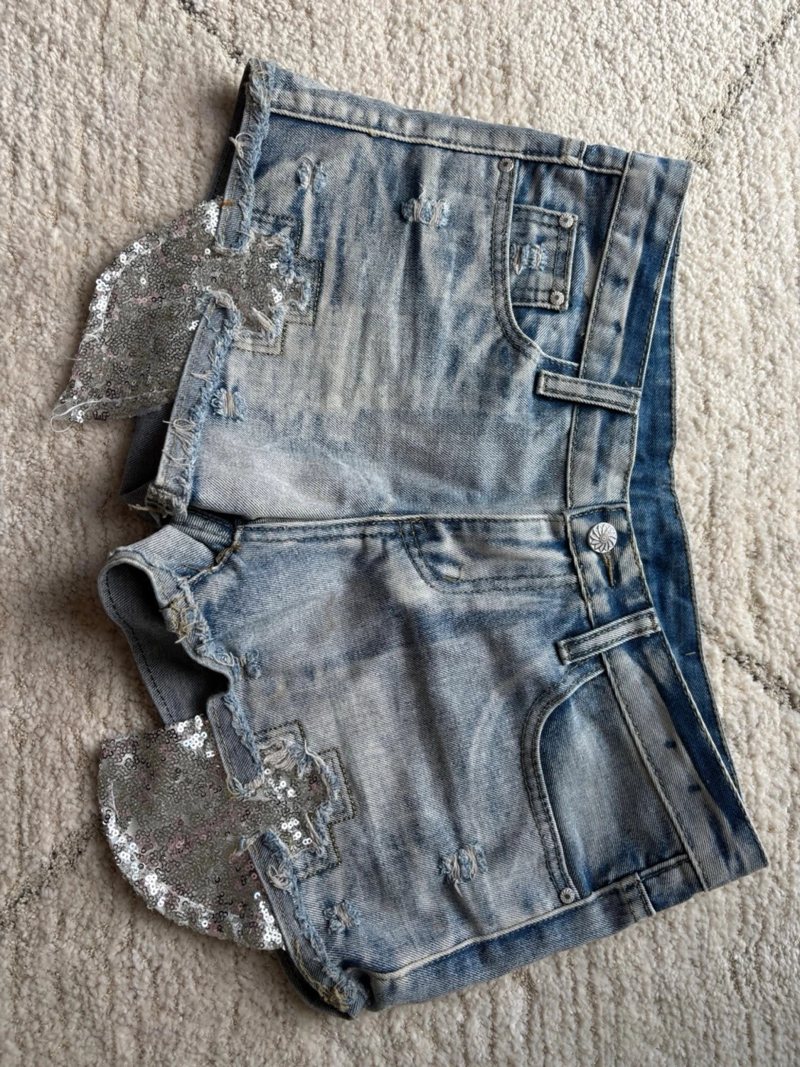 Ljusblå jeansshorts - 2
