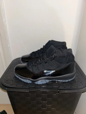 Jordan 11 gamma blue - Aldrig använt 