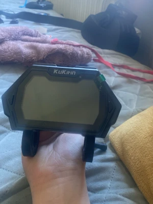 Kukirin g2 master LCD-display till elscooter - LCD-display för kukirin g2 master i topp skick helt ny o använda mvh Hugo 