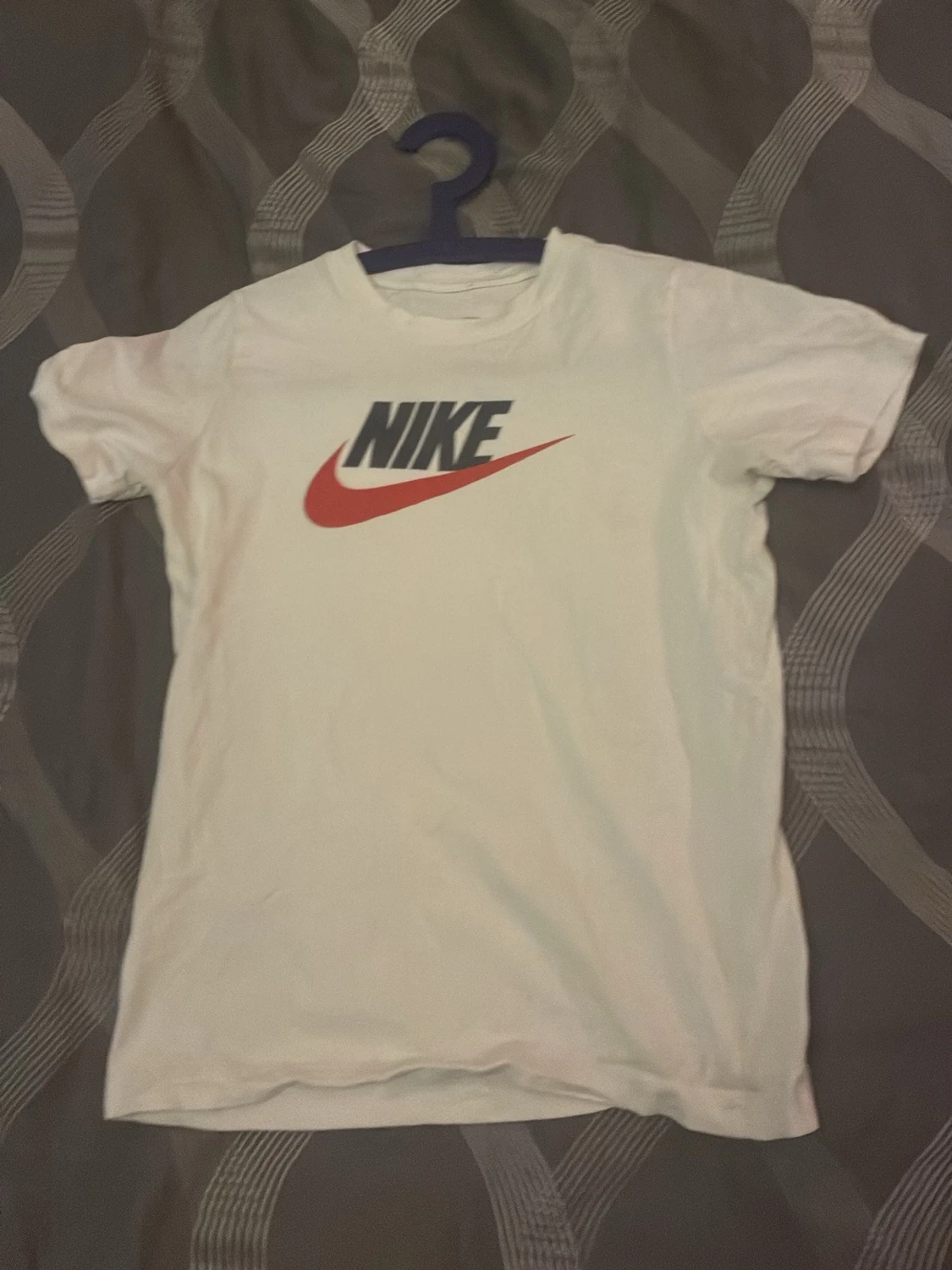 Vit Nike t-shirt med logga