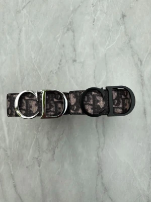 Dior bälte bundle  - Perfekta premium bälten som passar perfekt inför alla tillfällen!
