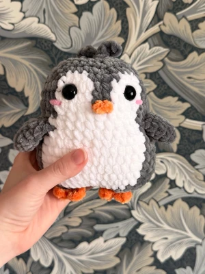 Virkad pingvin  - Jättesöt virkad liten pingvin 🐧 