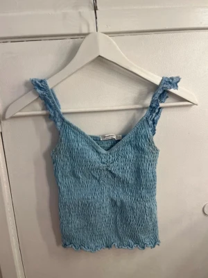 Blå linne stradivarius - Super fin, köpt i Spanien 