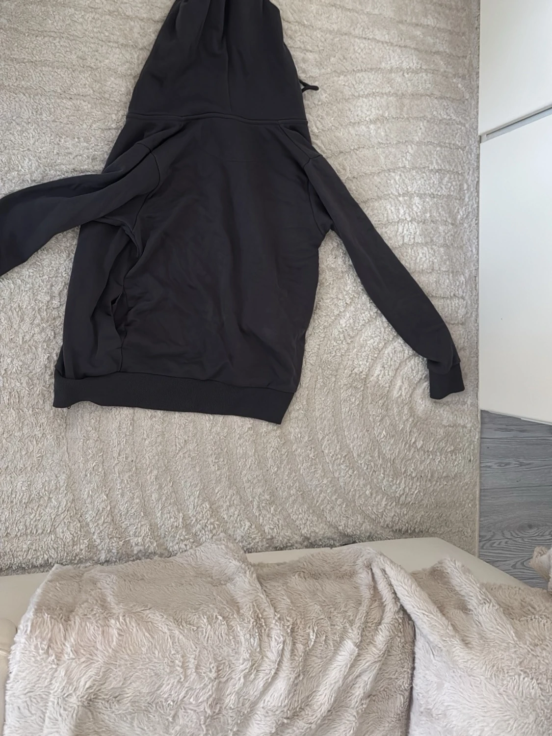 Mörkgrått loungewear-set från McKenzie - 2