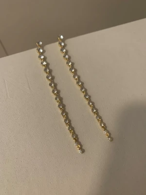 Örhängen - Nya och oanvända