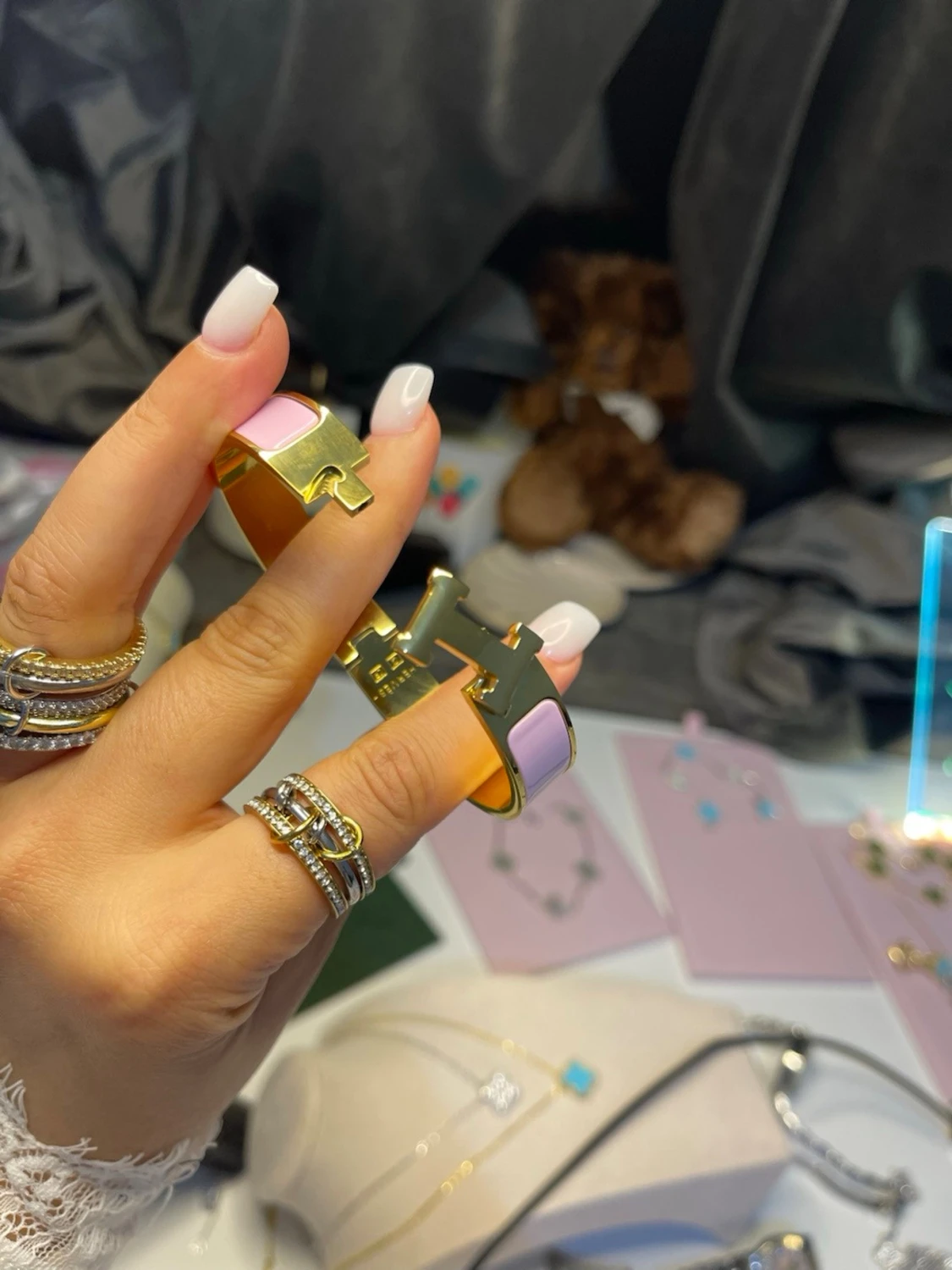 Guldpläterad armband med rosa emalj 16cm - 1