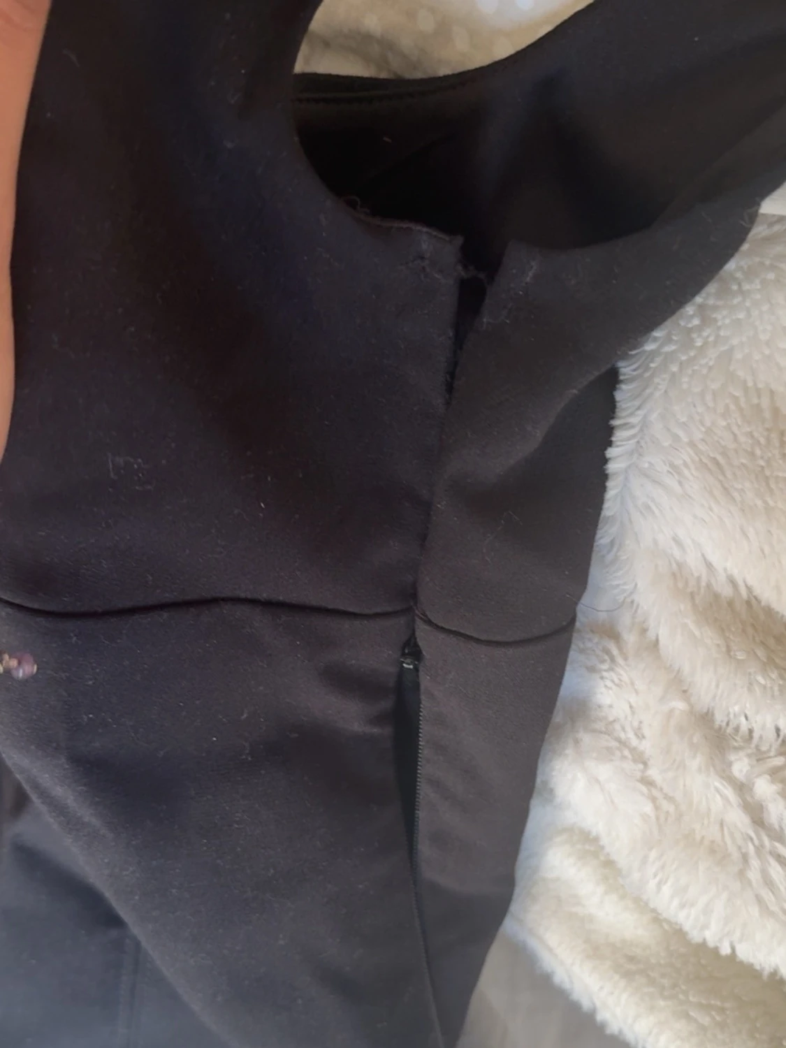 Svart figurnära topp - 3