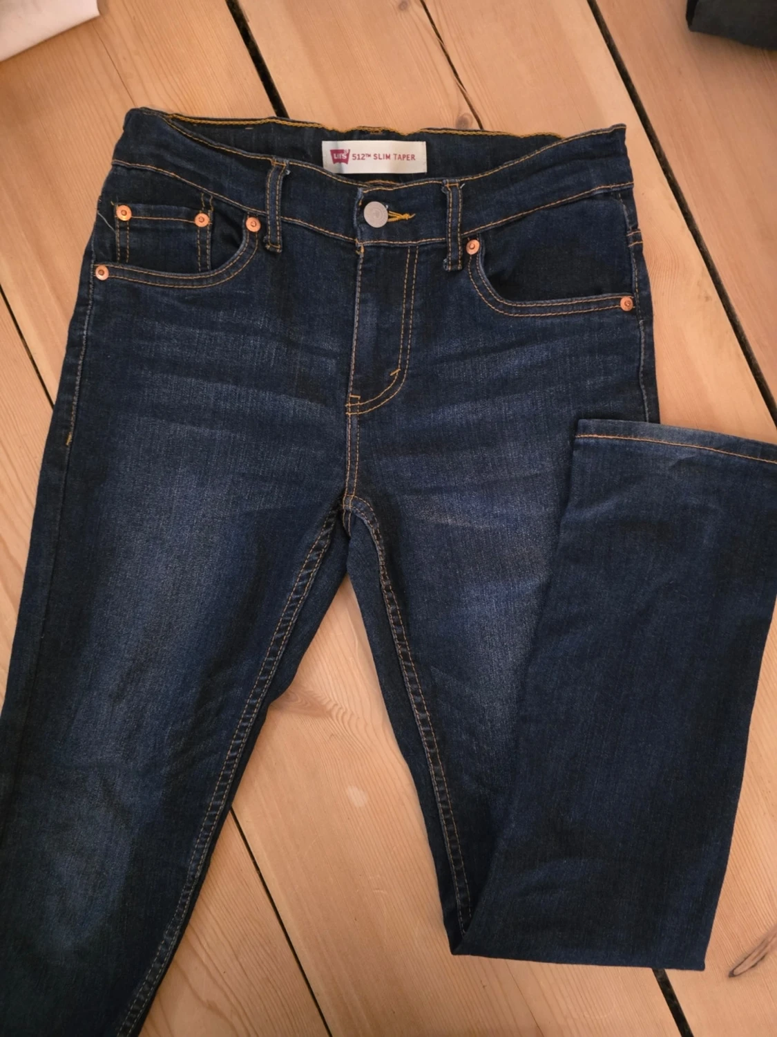 Mörkblå Levi's slim jeans - 2