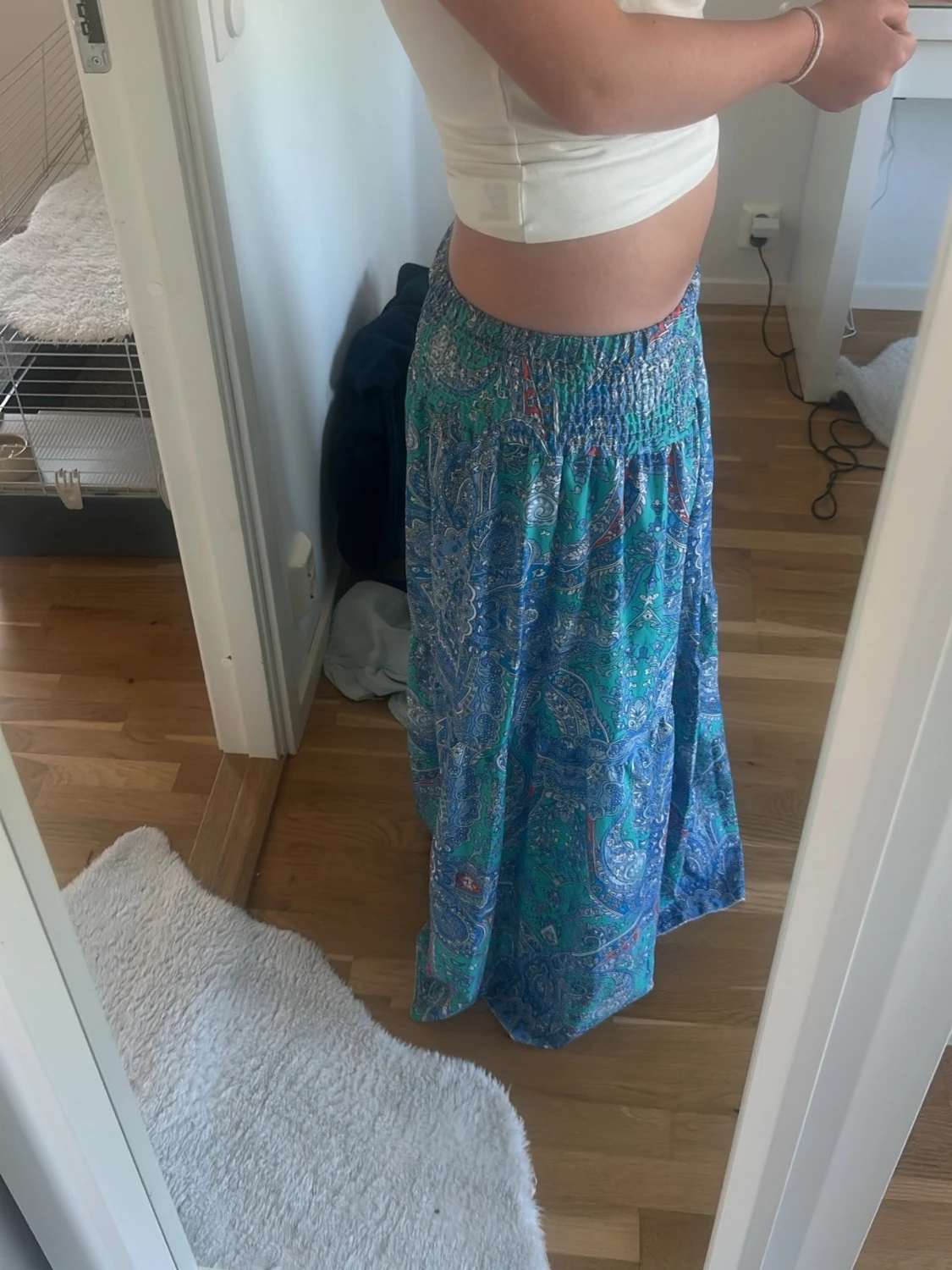 Blå långkjol med paisleymönster - 1
