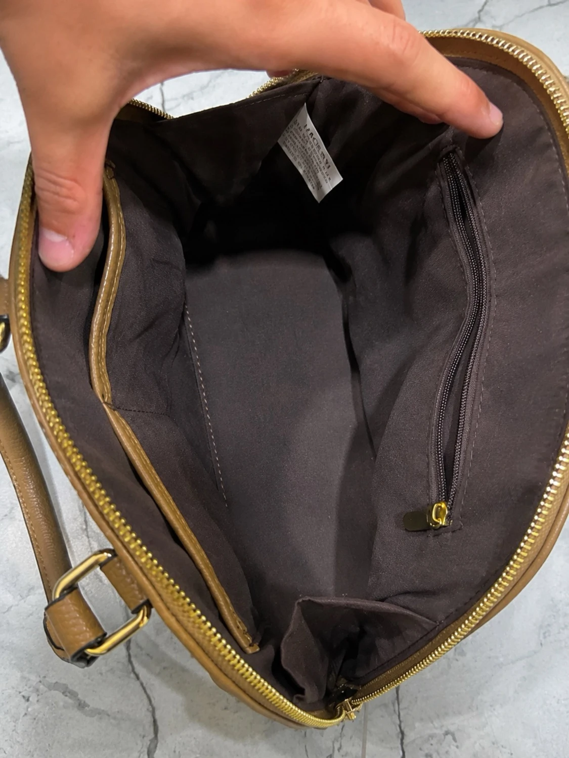 Beige handväska från Michael Kors - 2