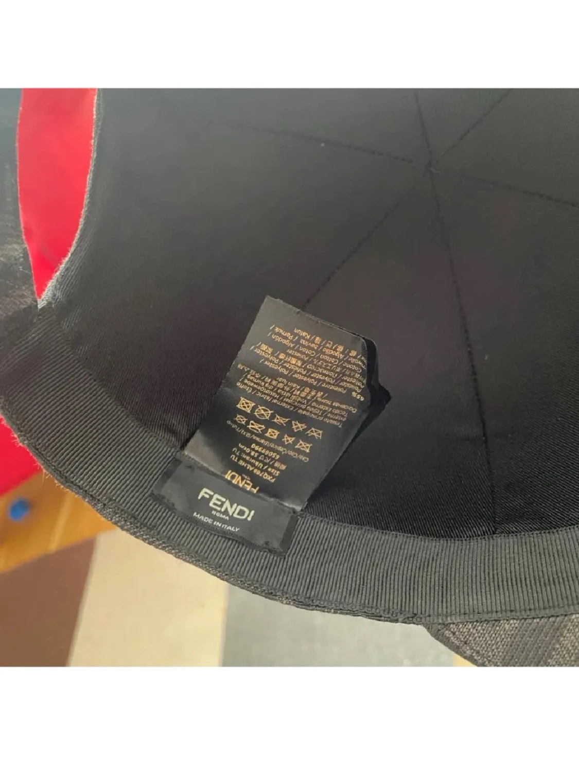 Svart keps från Fendi med FF-mönster - 3