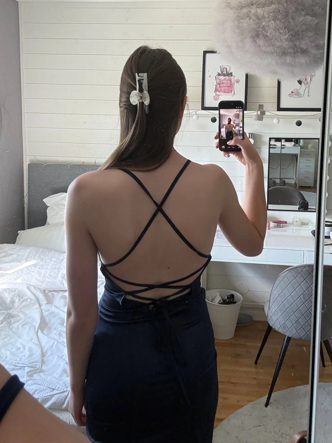 Mörkblå långklänning med slits - 1