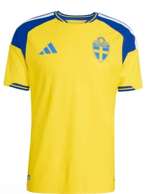 Sverige fotbollströja gul/blå - OBS säljer inte just nu kontakta mig om du är intresserad eller har frågor En stilren fotbollströja med Sveriges klassiska hemmadesign. Perfekt för dig som följer landslaget, spelar fotboll själv eller vill ha en sportig tröja till vardags.  Passformen är bekväm och tröjan fungerar lika bra på läktaren som under träning eller fritidsaktiviteter. Bilden visar tröjans skick och detaljer.  Skickas via Vinted med spårbar frakt.