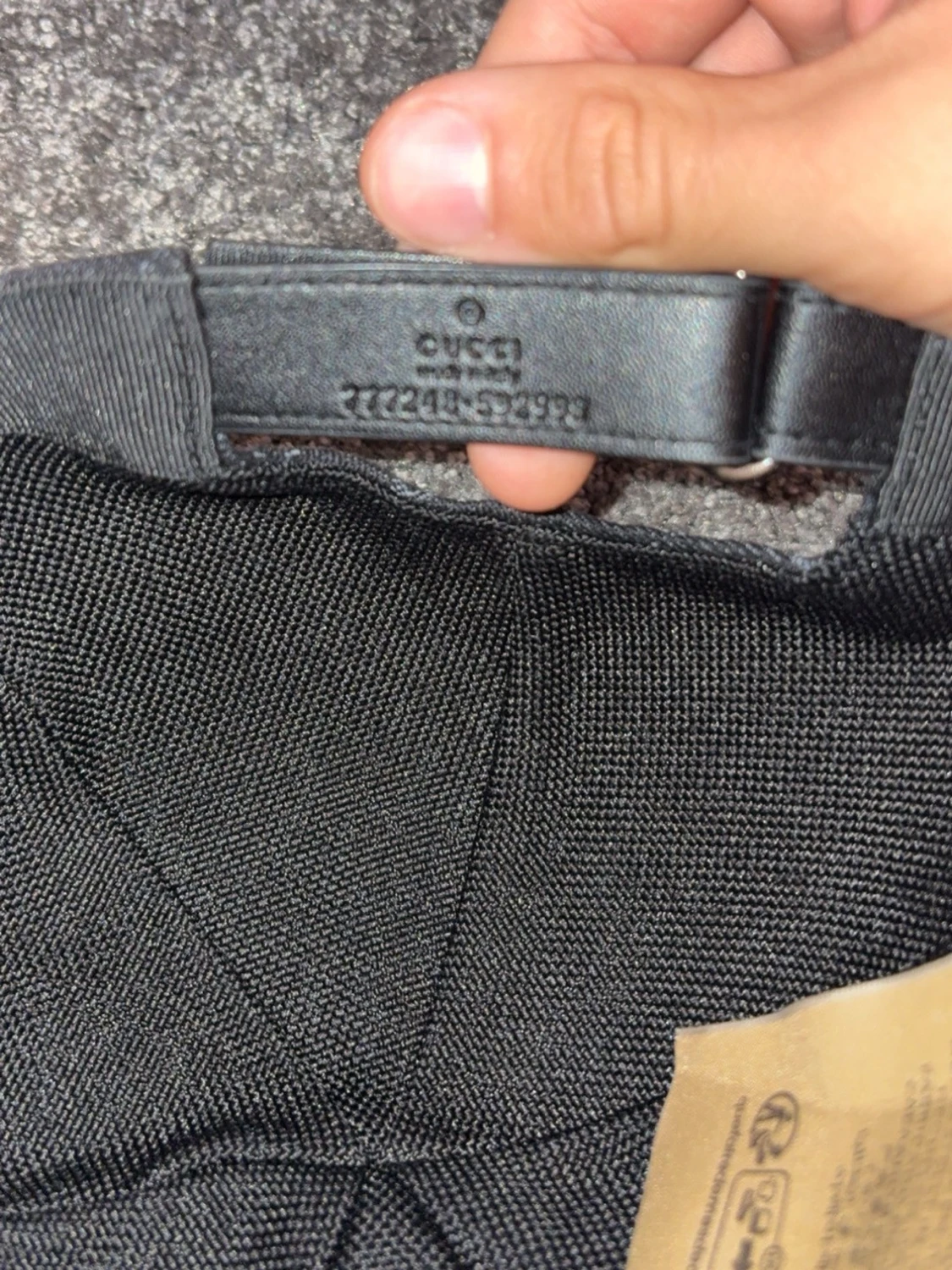 Svart keps från Gucci med GG-mönster - 3