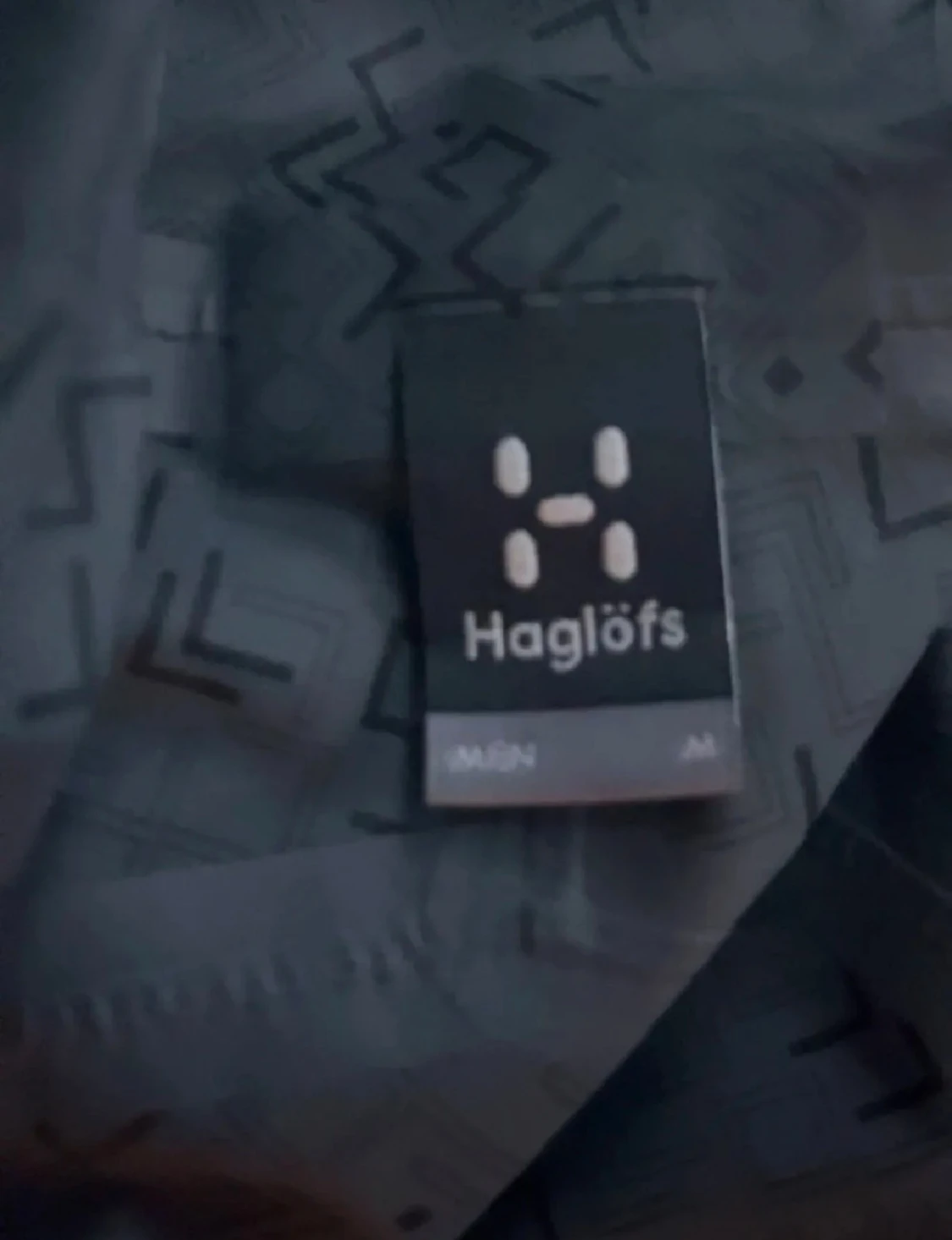 grå regnjacka från Haglöfs - 1