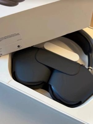 Apple AirPods Max svarta hörlurar - kvitto medföljer 