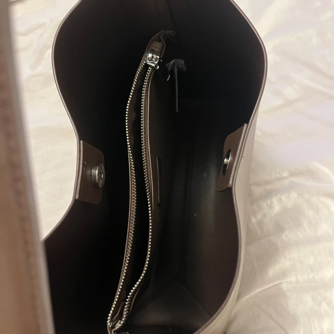 Brun axelväska från mango - 2